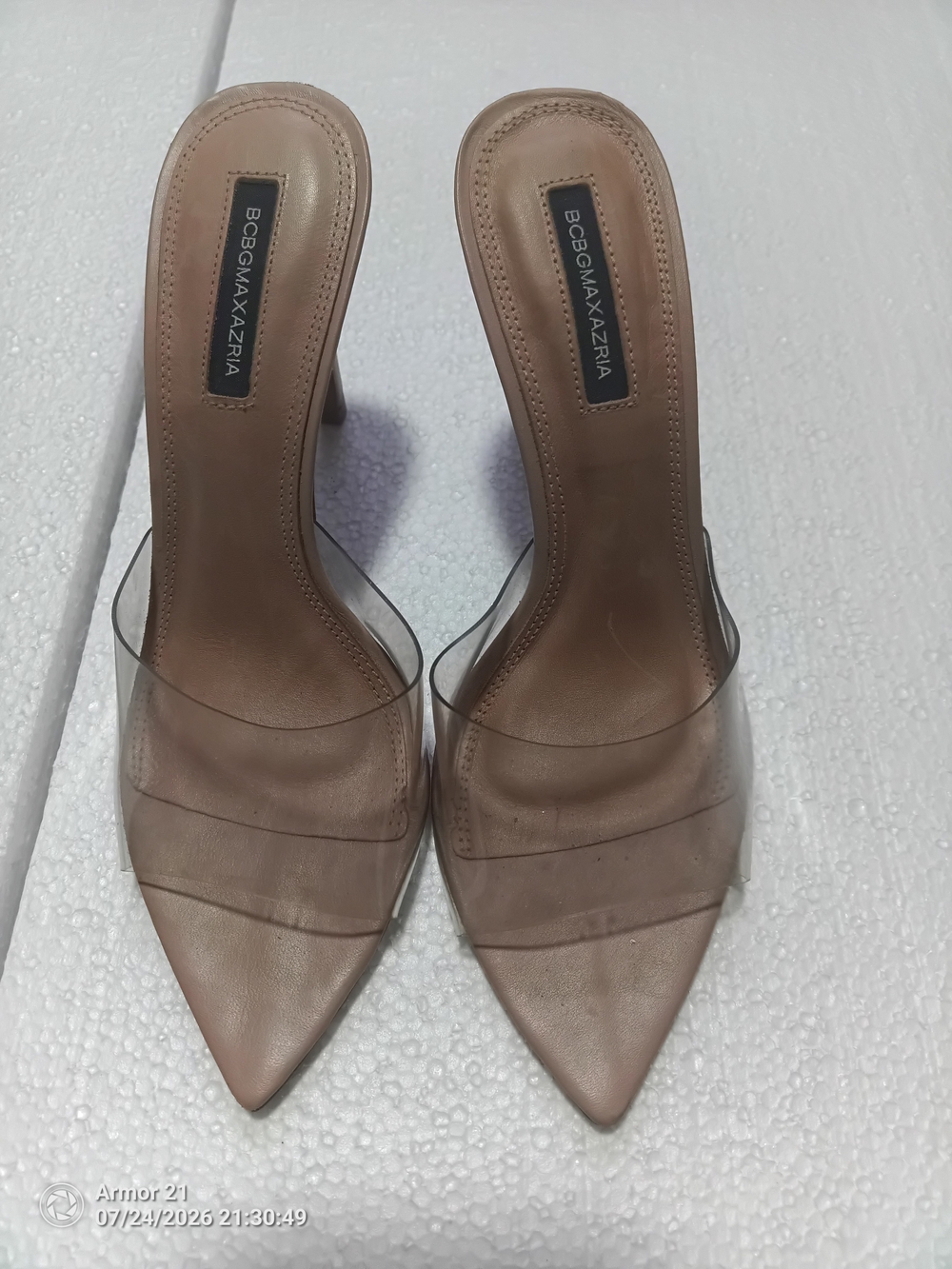 BCBG MAXAZRIA Healed Sandals